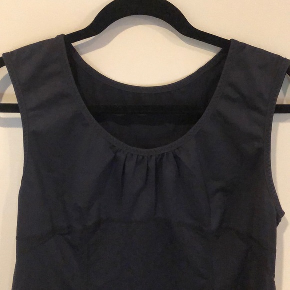 Black lululemon tank - Picture 2 of 3